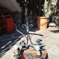 lampadari ferro battuto e legno