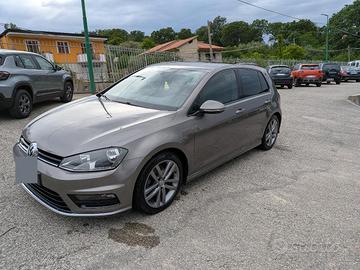 VOLKSWAGEN GOLF 7 R-LINE 1.6 DIESEL 110 CV