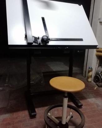 Tavolo da disegno tecnico