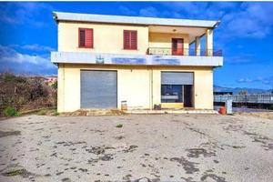 Immobile in asta di 1182 m² a Irgoli