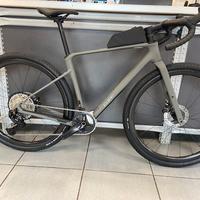 GRAVEL CUBE NUROAD C62 EX MIS.S MIS.M MIS.L