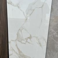 Gres porcellanato effetto marmo stock piastrelle