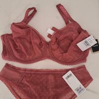 Completo intimo Chantelle nuovo con cartellino