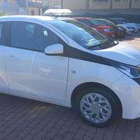 TOYOTA Aygo Connect 1.0 VVT-i 72CV 5 porte