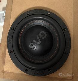 Subwoofer con cassone