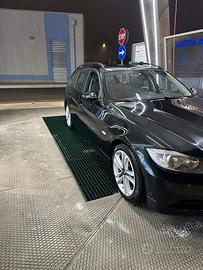 BMW E91 320D