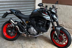 Ducati monster 937+