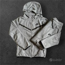 Tuta nike tech