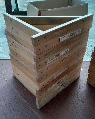 Staffe in legno di betulla per scaffali 
