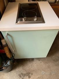 Piano cottura elettrico con mobile