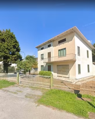 Villa di 221 m² con più di 5 locali a Oderzo
