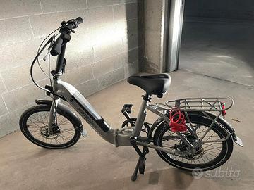 Bici Elettrica Ebike  pieghevole per camper