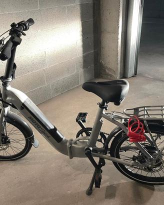 Bici Elettrica Ebike  pieghevole per camper