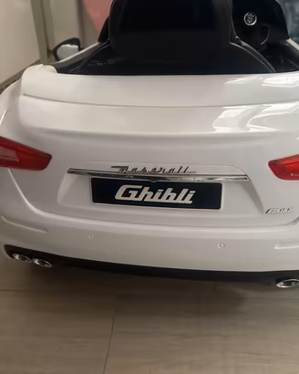 Auto elettrica per bambini Maserati Ghibli 12V