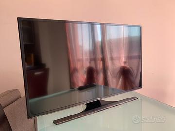 Samsung TV 40 " 4k UHD Smart TV