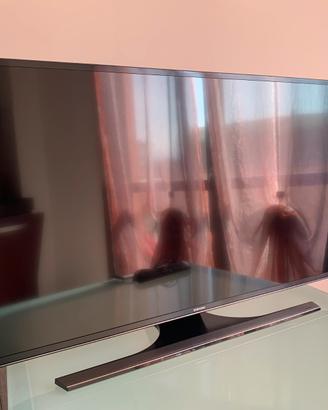 Samsung TV 40 " 4k UHD Smart TV