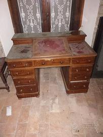 Scrivania da studio a doppio cassettone