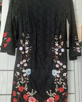 Abito in pizzo Desigual