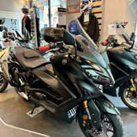 YAMAHA MAX 560 TECH MAX PRONTA CONSEGNA
