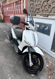Scooter Piaggio Beverly 2017