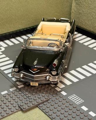 Cadillac Presidential Parade Car 1956
serie