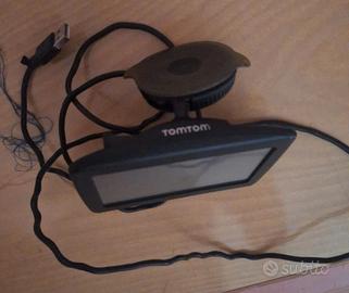 TOM TOM nsvigatore con custodia