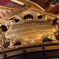 Pianoforte a coda Bluthner