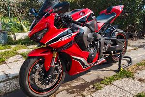 honda cbr 1000 rr fireblade 2017