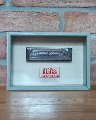 Gadget soprammobile vetrinetta armonica Hohner