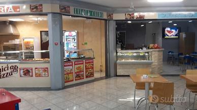 Bar Pizzeria Tavola Calda in Centro Commerciale