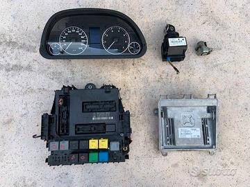 Body computer Mercedes Classe A150 08 1500cc benz.