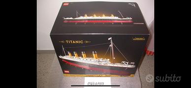 LEGO SET 10294 TITANIC ICONS NUOVO E SIGILLATO