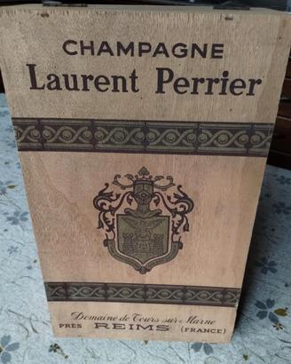 Cassetta in legno vintage Champagne