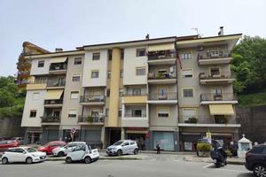 Appartamento a Rogliano ,zona centrale