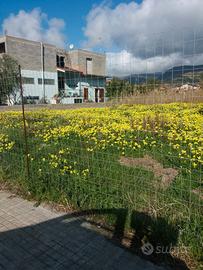 Terreno ad uso commerciale e residenziale