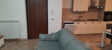 Bilocale arredato in villa