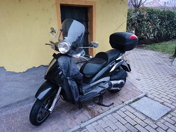 piaggio Beverly 500