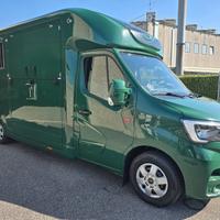 Van trasporto 2 cavalli Renault Master 180 DCI
