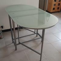 tavolo in vetro temperato 