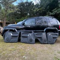 Panelli interni sportelli jeep Cherokee 2002
