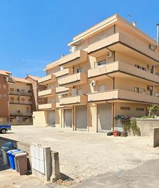 GARAGE 17 MQ - Monasterace