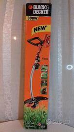 BLACK&DECKER Tagliabordi 800W con ricambi inclusi