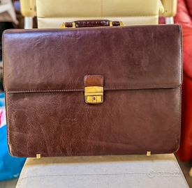 Cartella , ventiquattrore in vera pelle marrone