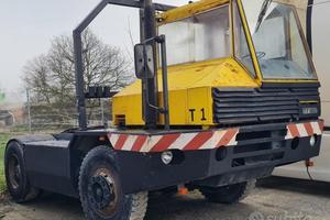 Trattore portuale targa gialla