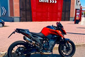 ktm duke 790 95 cv