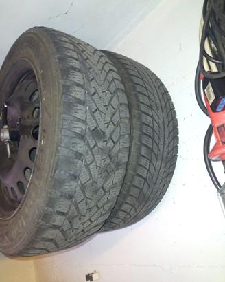 Kit Ruote 15" Opel Corsa D: Cerchi in ferro + Copr