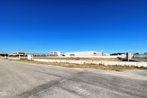 Immobile di 3500 m² con 1 locale a Gricignano di A