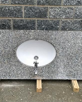 Piano lavabo bagno 