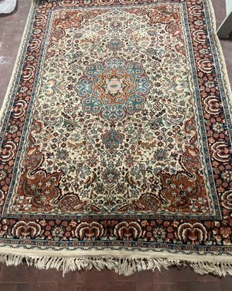 Tappeto persiano antico