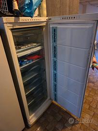 Congelatore Ariston UPA302 - Ritiro a Varese